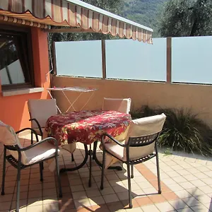 https://appartamenti-villa-eden.hotelinveneto.com